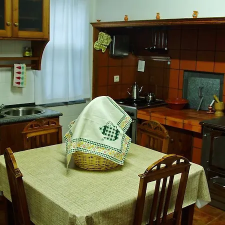 Dom wakacyjny Casa Do Avo Faidoca # Pico Calheta de Nesquim